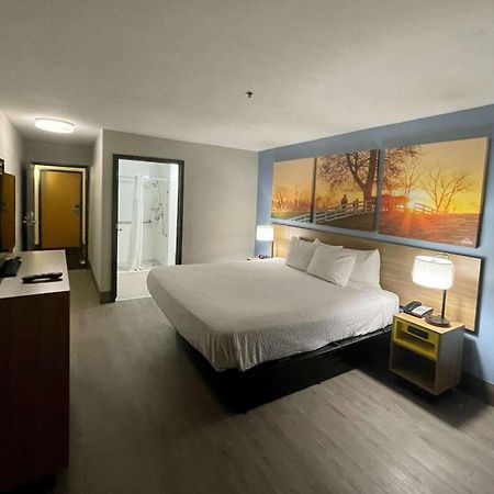 Days Inn By Wyndham שוני מראה חיצוני תמונה